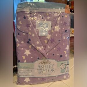 NWT - Ashley Taylor Purple Star & Moon Brushed Flannel Pajama Set | XS
